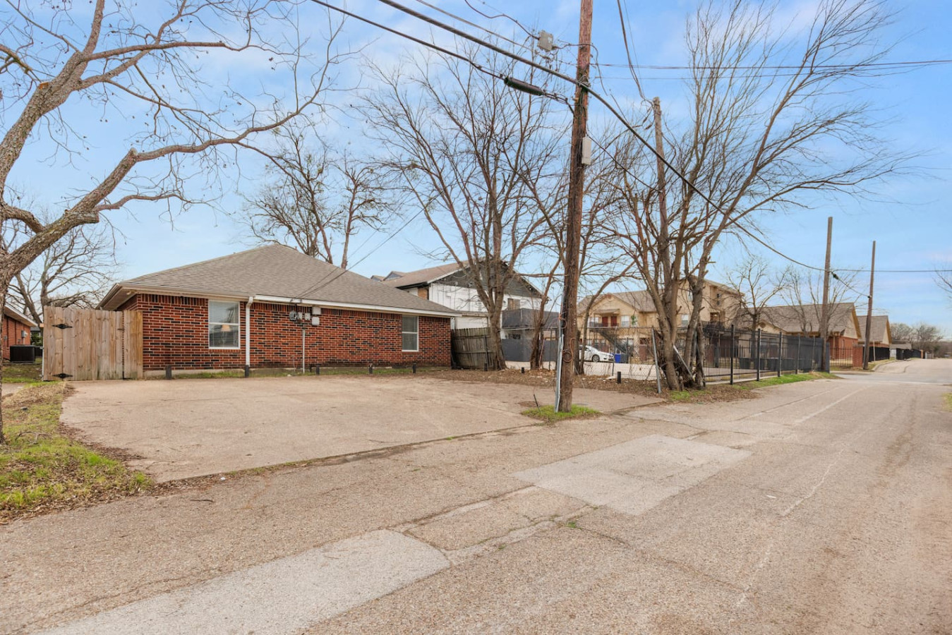 Cozy 4BR Near Baylor & Downtown Waco gallery image 2