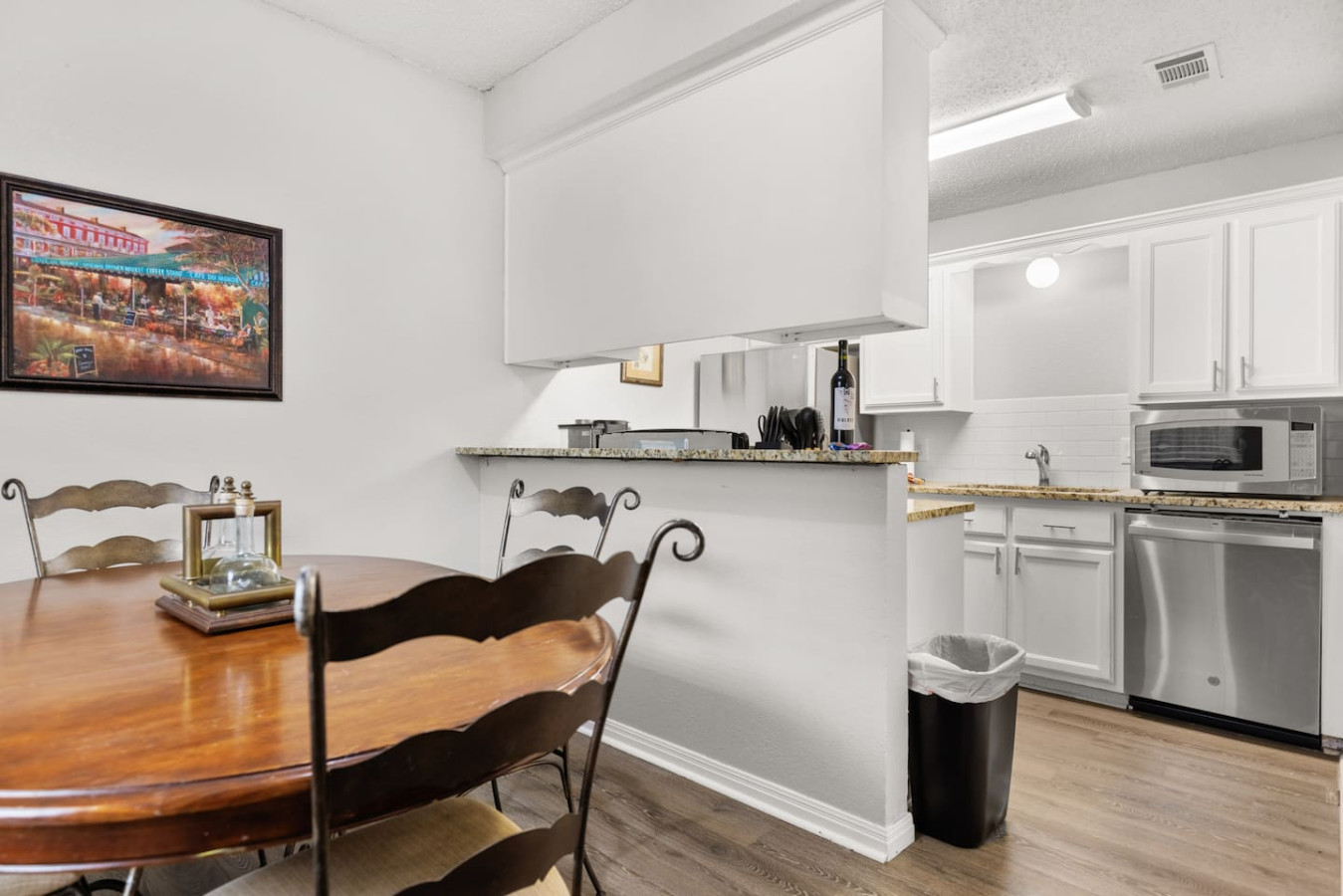Cozy 4BR Near Baylor & Downtown Waco gallery image 5