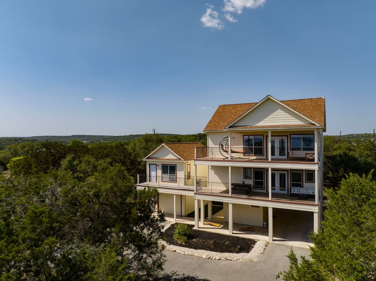 Serene Comfort in Canyon Lake gallery image 2