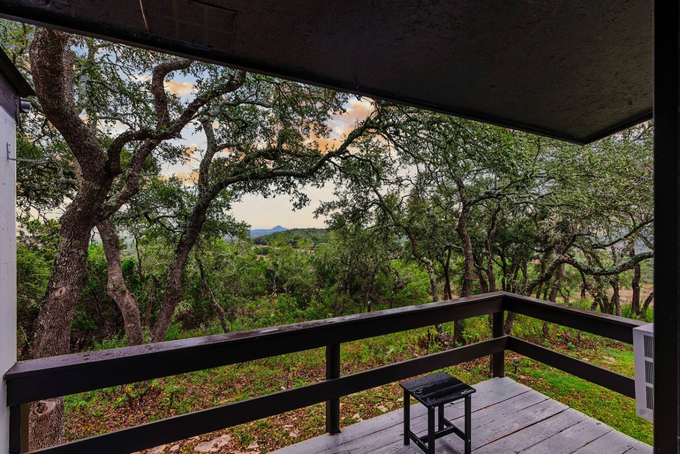 Blue Puerta 296 in Wimberley gallery image 5