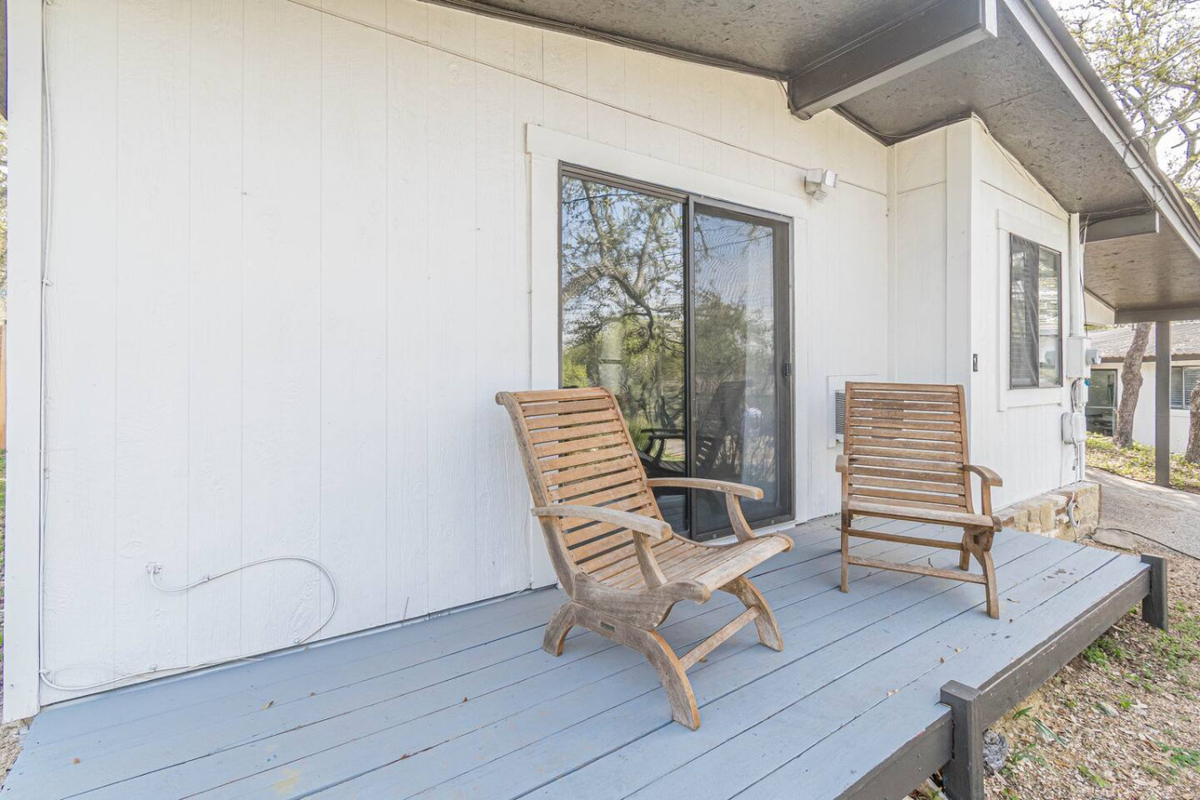 Rojo Puerta 302 in Wimberley gallery image 9