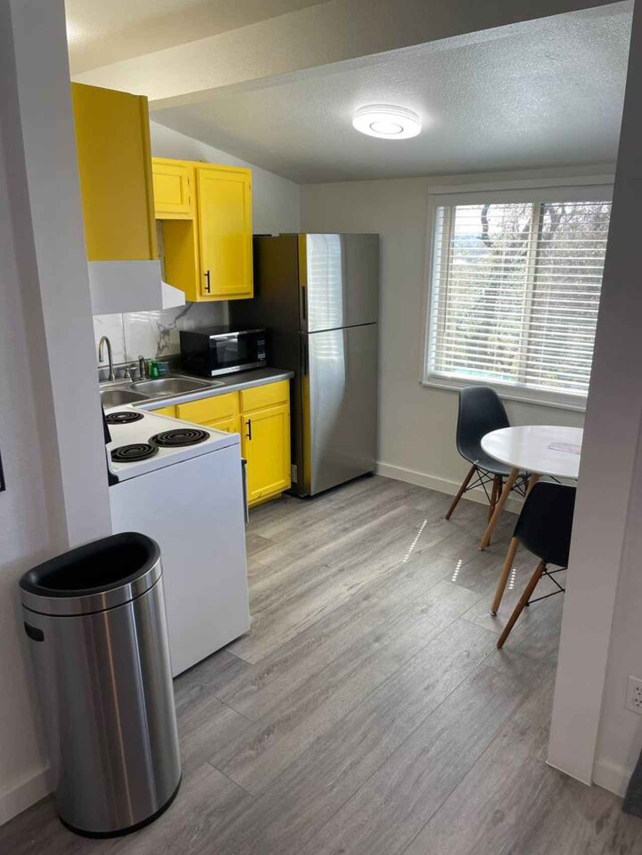 The Yellow Puerta 294 in Wimberley gallery image 8